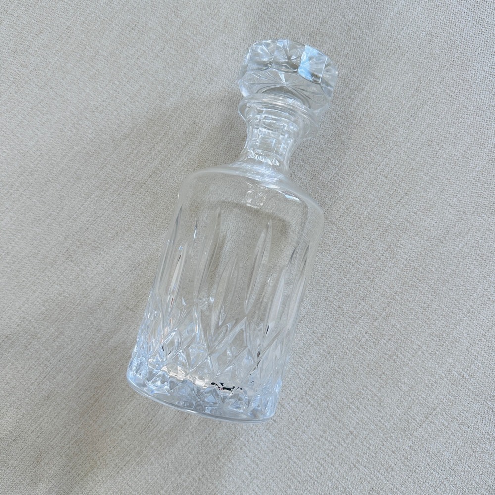TOSCANY CRYSTAL Lillian Decanter, Whiskey Liquor Carafe‎ Etched Glass Barware